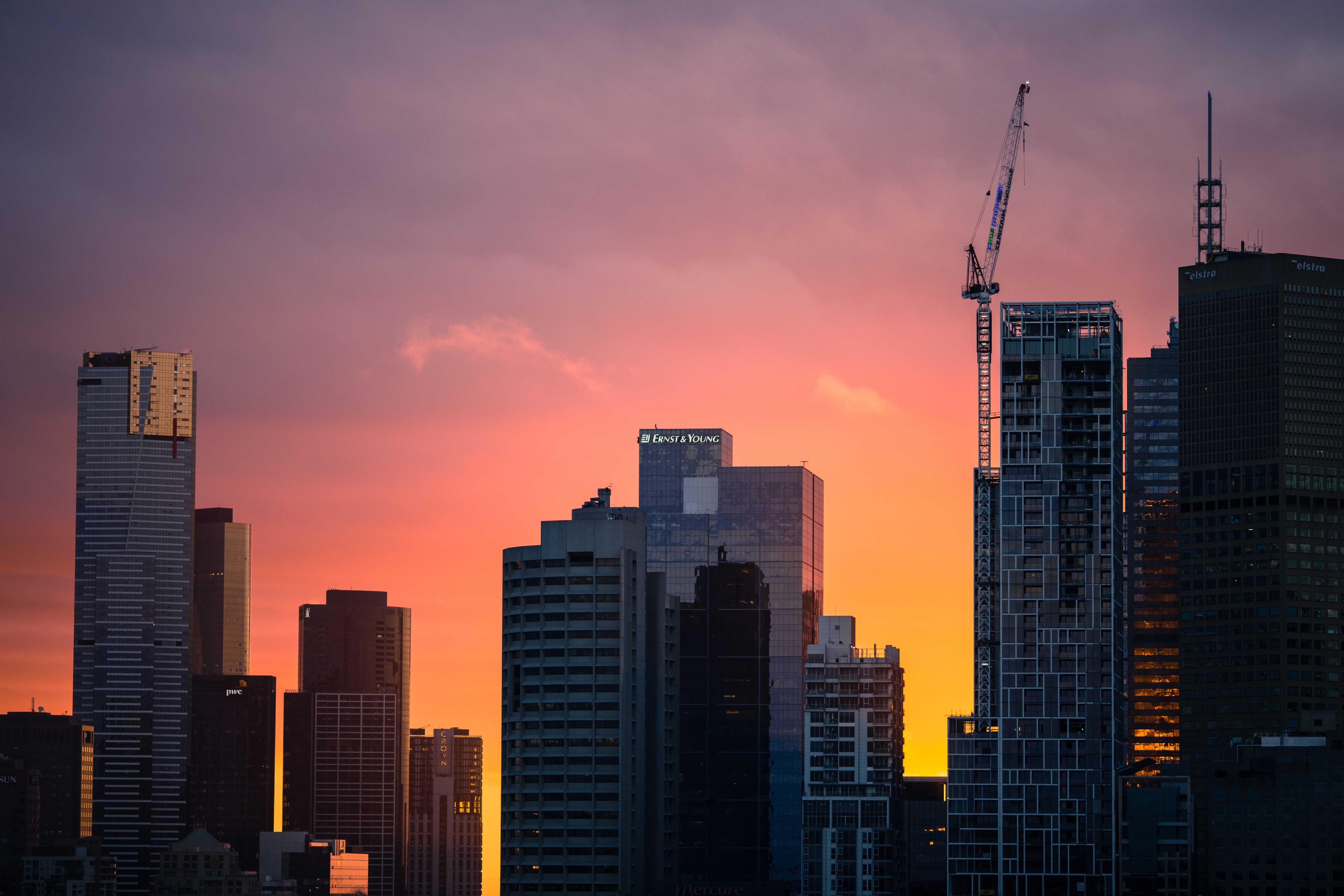 Melbourne skyline at sunset.