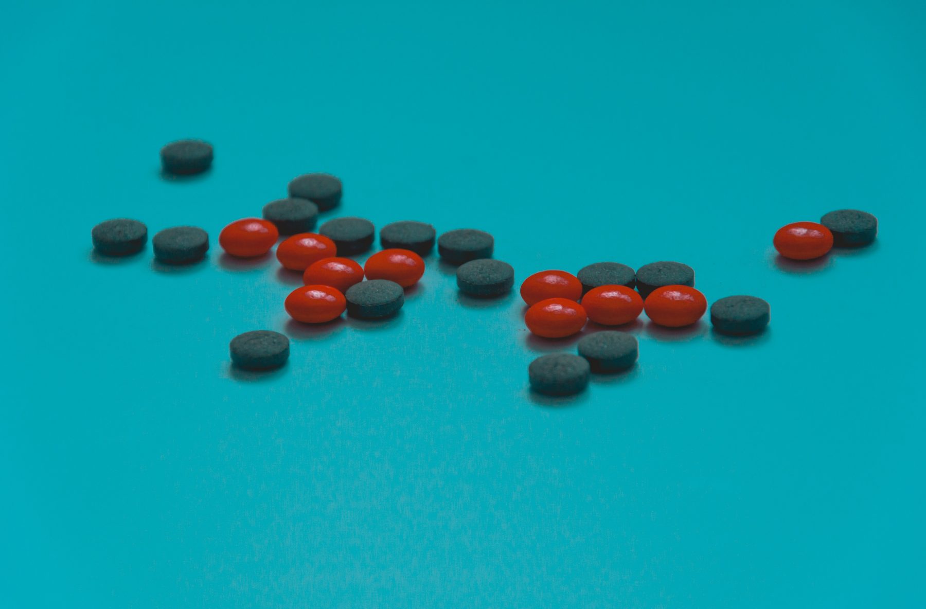 Image of scattered pills 